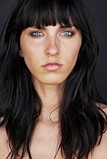 Актер Stephanie Moore