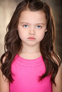 Актер Violet McGraw