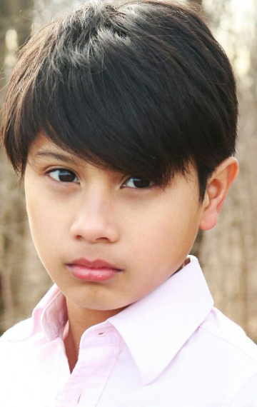 Актер Салеф Селиз