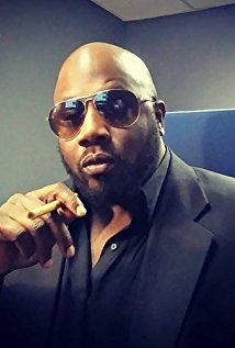 Актер Дэвид Данстон