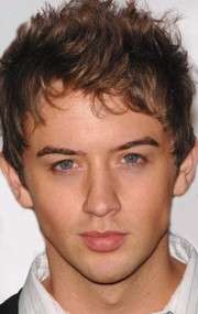 Актер Джонни Пакар