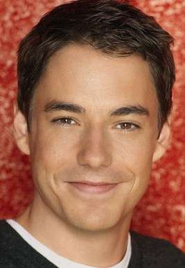 Актер Джон Слоун