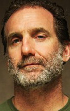 Актер Патрик М. Уолш