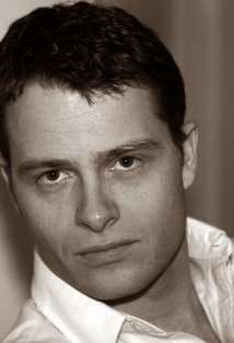 Актер Расселл Уэйт