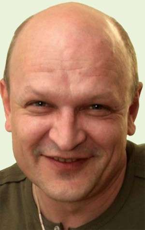 Актер Александр Тютин