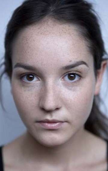 Актер Анаис Демустье