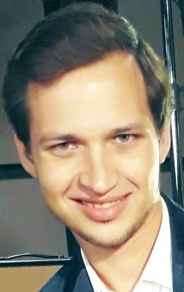 Актер Юлиан Щукин