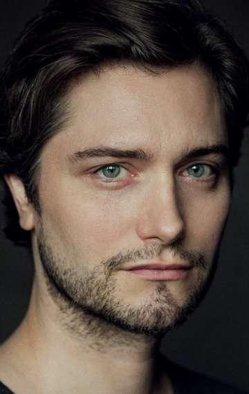 Актер Ли Уильямс