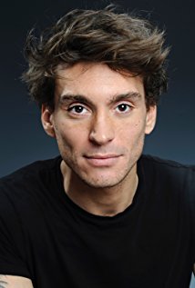 Актер Диано Бугатти