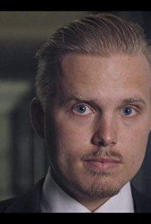 Актер Йоаким Скарли