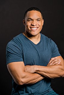 Актер Мэттью Эксел Симмонс