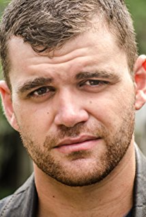 Актер Джордан Эбби-Янг