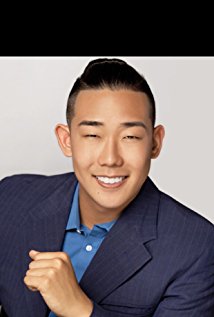 Актер John Y Lee