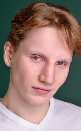 Актер Даниил Никитин