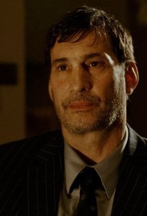 Актер Роберт Фунаро