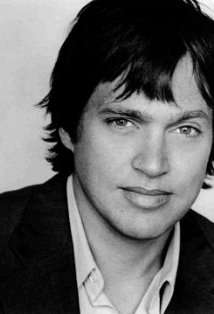 Актер Роб Кэмпбелл