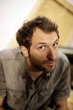 Актер Хулиан Вильягран