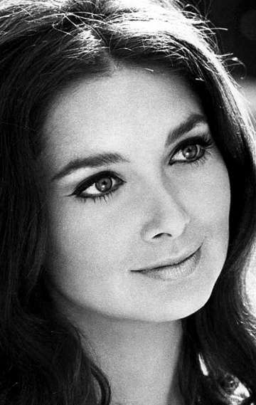 Фото Сюзанн Плешетт