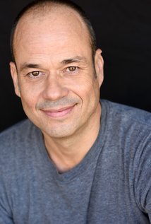 Актер Пол Рогич