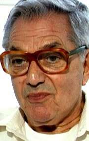 Актер Кен Адам