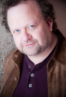 Актер Джон Валпоул