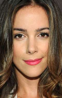 Фото Тиффани Дюпон