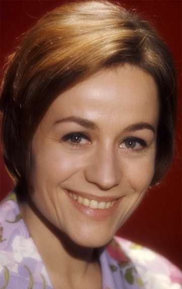 Актер Анни Жирардо