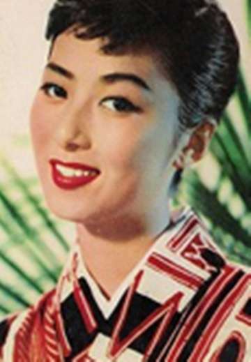 Актер Акико Кояма