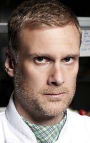 Актер Даррен Бойд