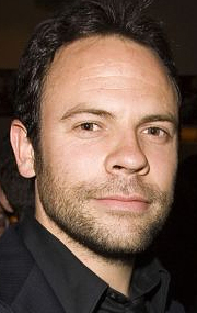 Актер Кир Чарльз