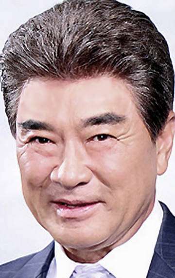 Актер Ли Док Хва