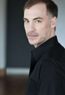 Актер Клинт Кертис