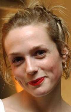 Актер Керри Кондон