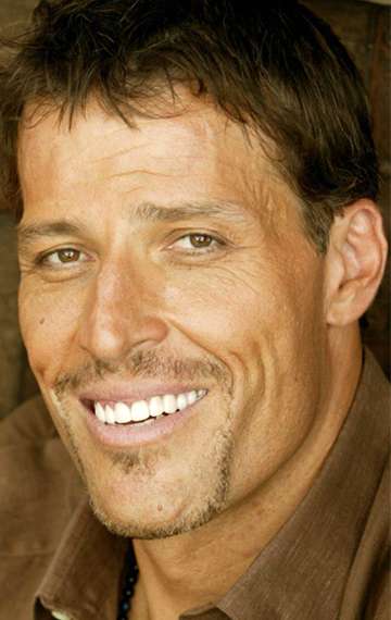 Актер Энтони Роббинс