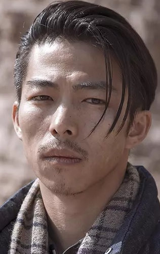 Актер Чжан Юй