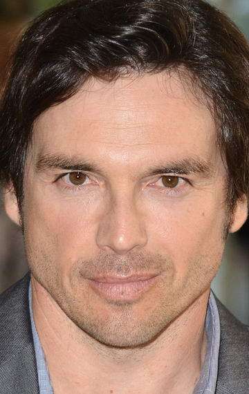 Актер Джейсон Гедрик