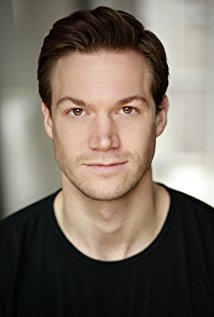 Актер Max Westwell