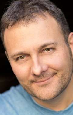 Актер Стелио Саванте