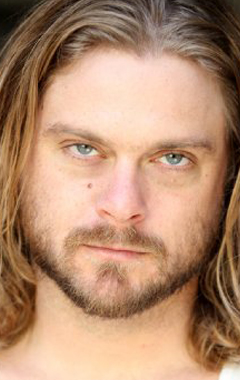 Актер Томас Блейк