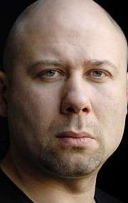 Актер Максим Ковалевский