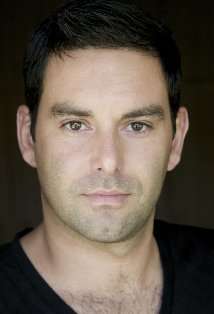 Актер Бен Мортли