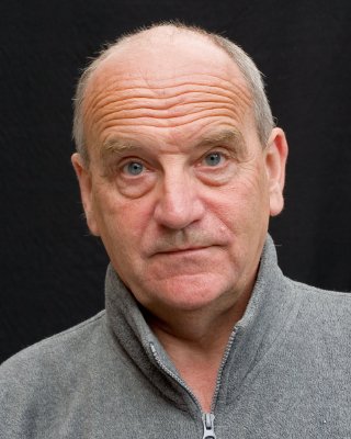 Актер Билл Томас