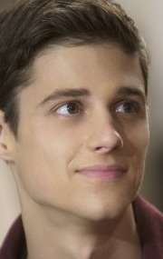 Актер Кенни Бауманн