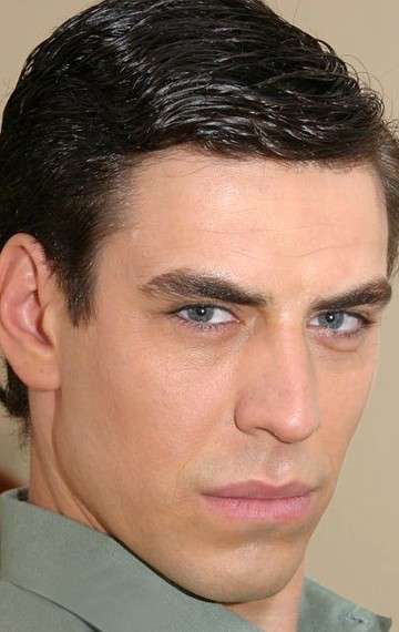 Актер Дмитрий Дюжев