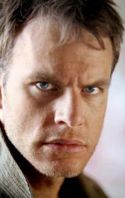 Актер Кен Лэлли