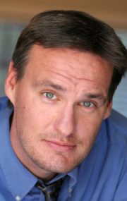 Актер Джон Донахью