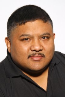 Актер Йен Ючонг