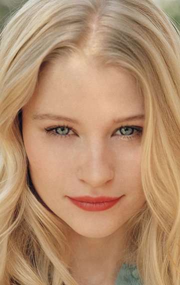 Актер Эмили де Рэвин