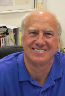 Актер Джон Фрэзиер