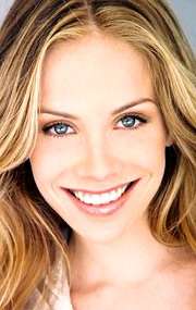 Актер Алекс МакКенна